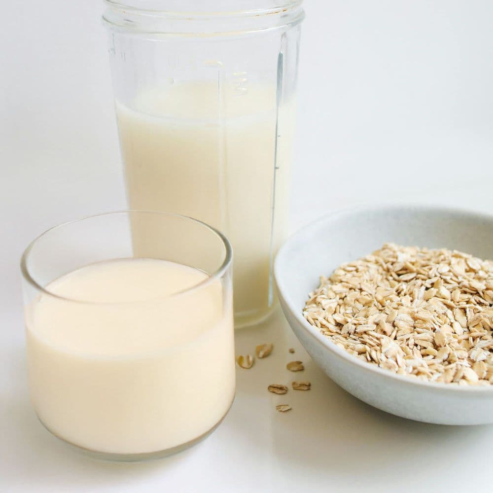 Homemade Oat Milk 